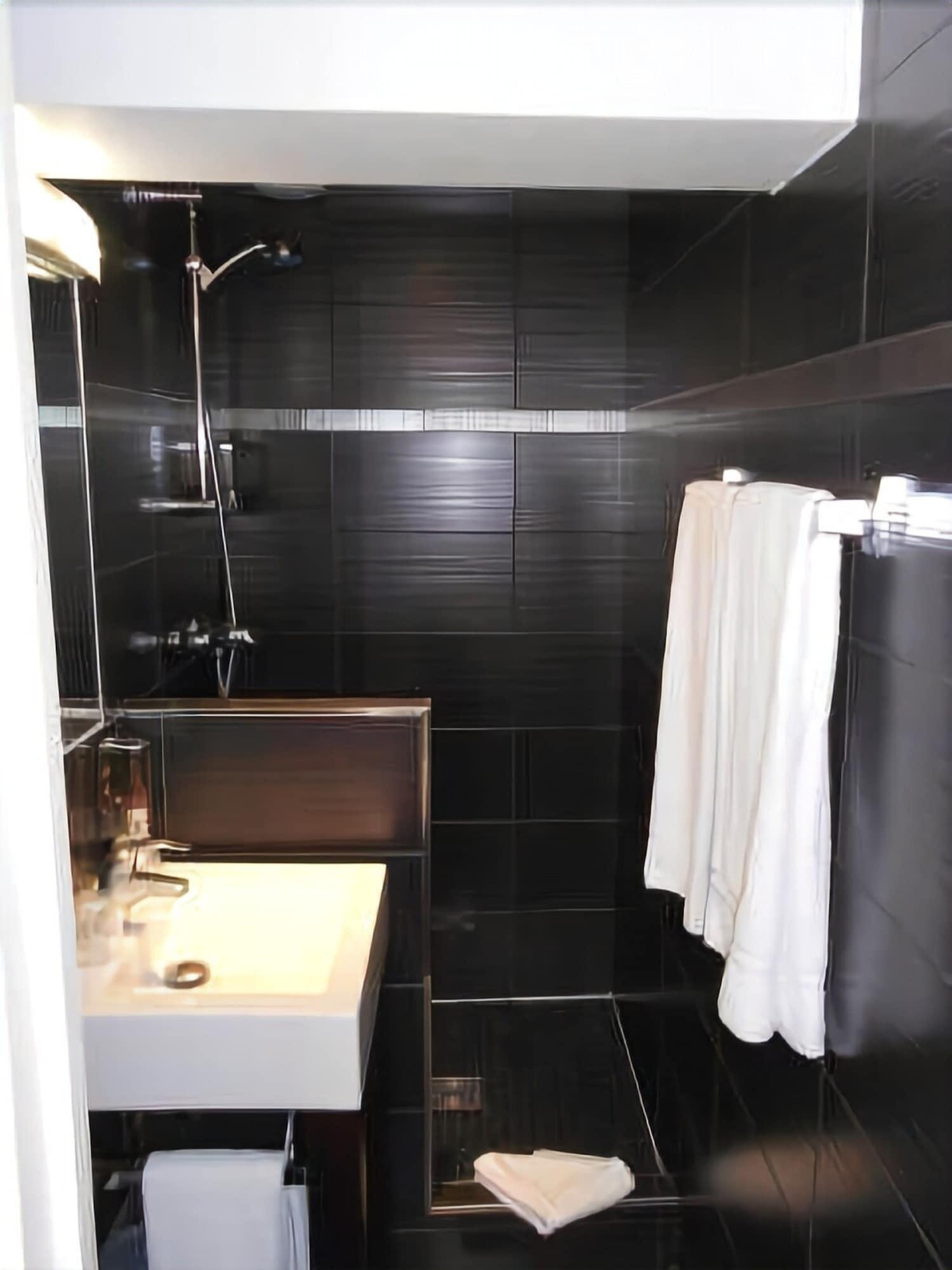 Hotel Du Leman Paris Luaran gambar